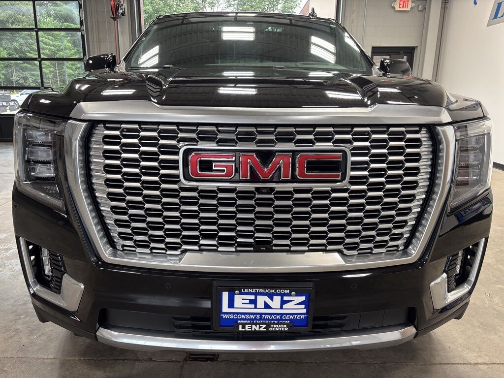 2023 GMC Yukon Denali 4WD 7 Passenger Minocqua WI