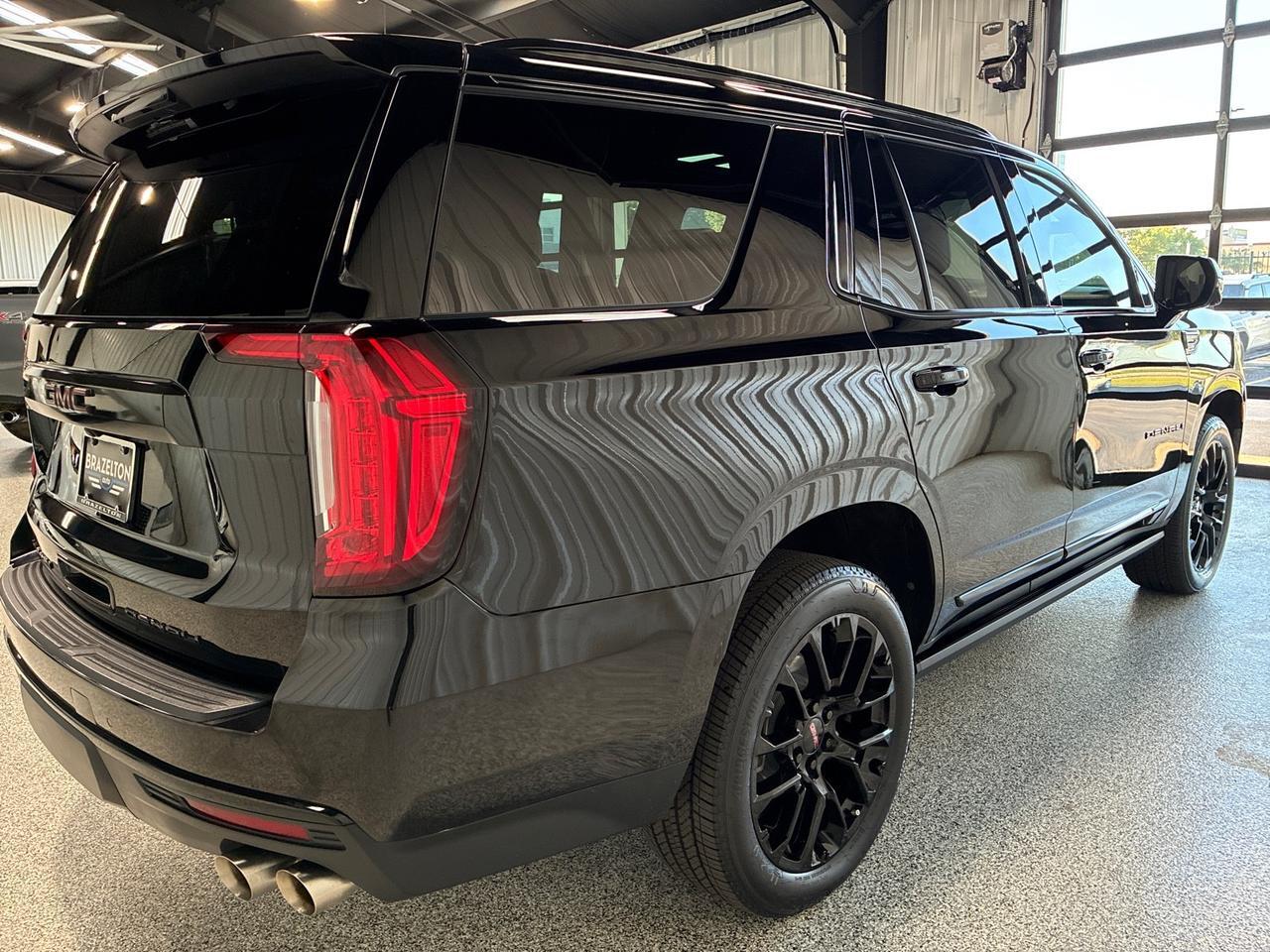 2023 GMC Yukon Denali, 4x4, Power Boards, Pano Roof, Adaptive Cruise, 22in Wheels, Blacked Out Chrome Houston TX