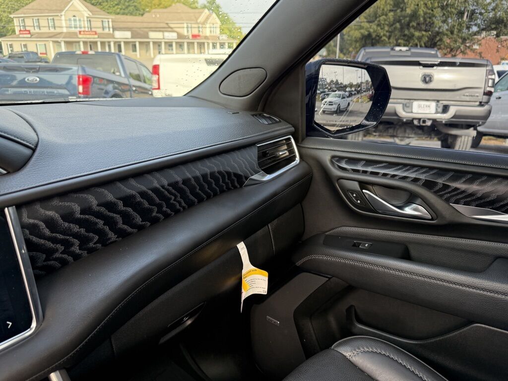 2023 GMC Yukon Denali Crestwood KY