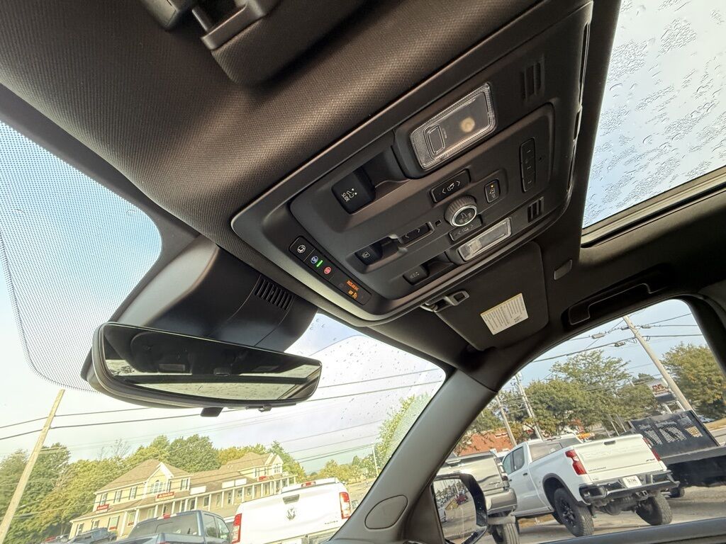 2023 GMC Yukon Denali Crestwood KY