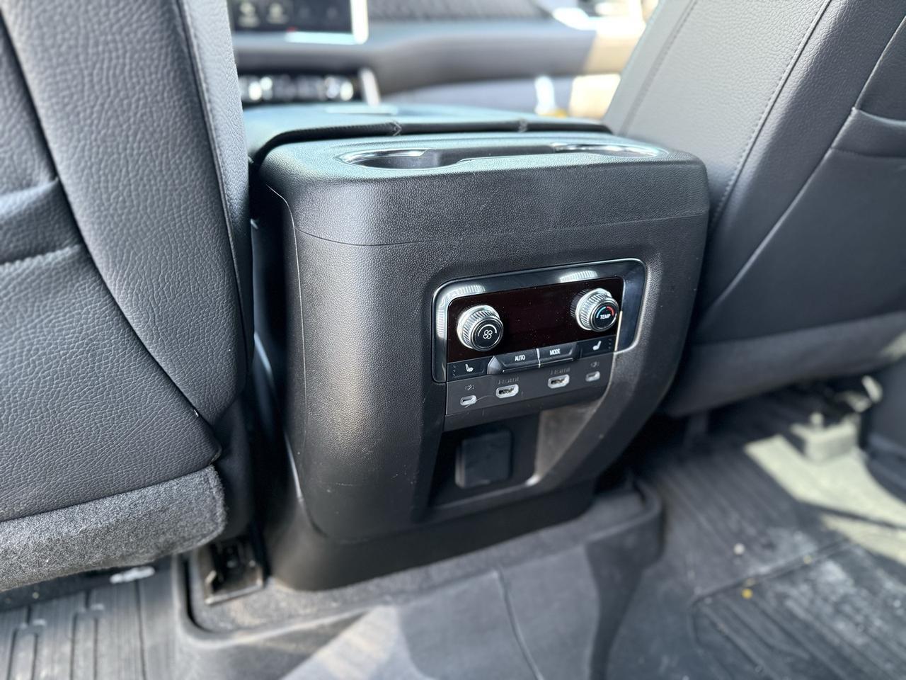 2023 GMC Yukon Denali Crestwood KY