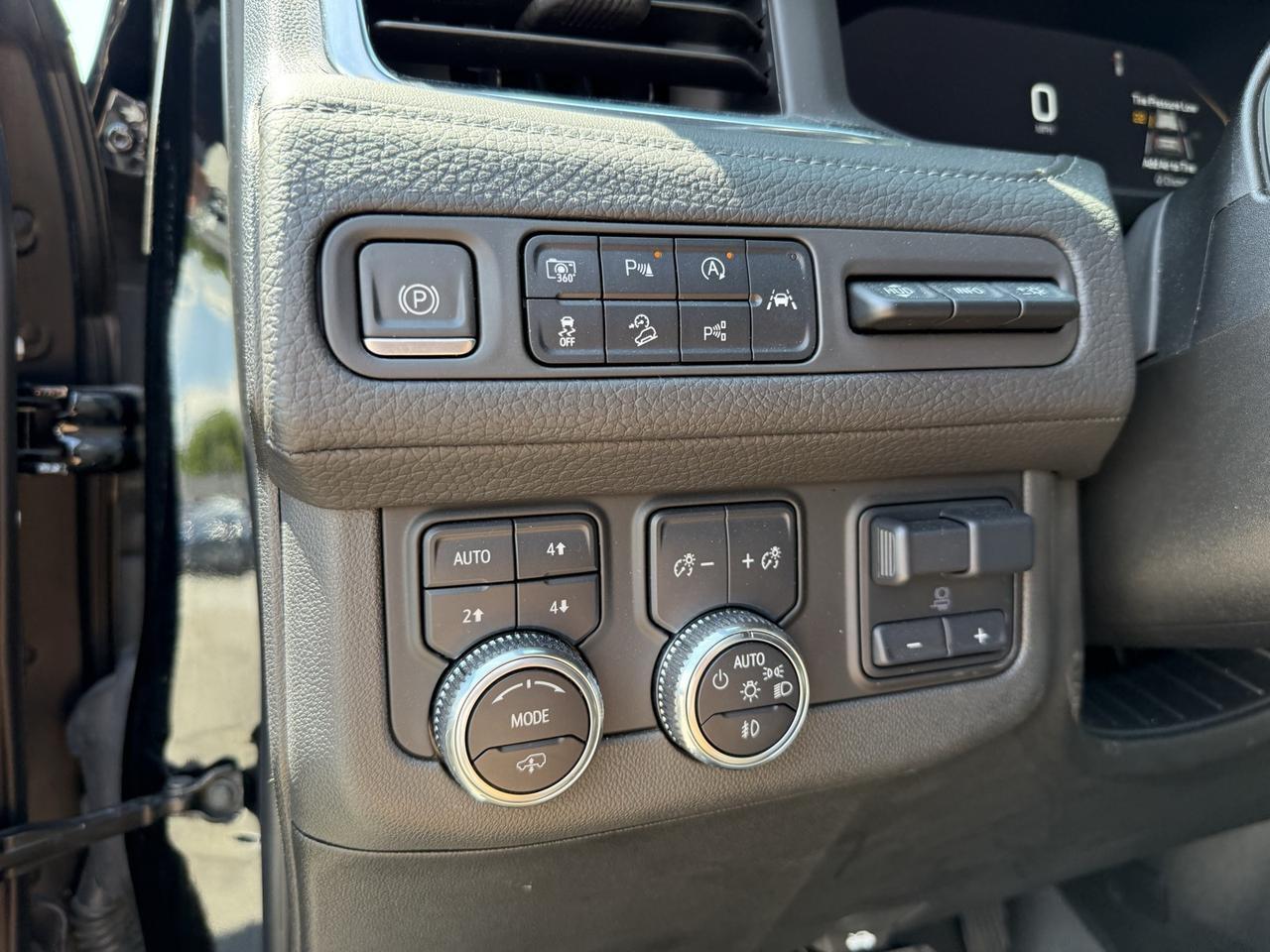 2023 GMC Yukon Denali Crestwood KY