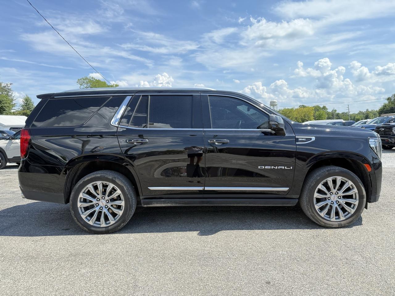 2023 GMC Yukon Denali Crestwood KY