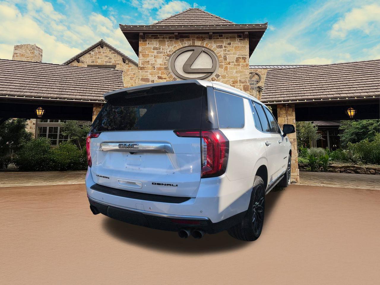 2023 GMC Yukon Denali