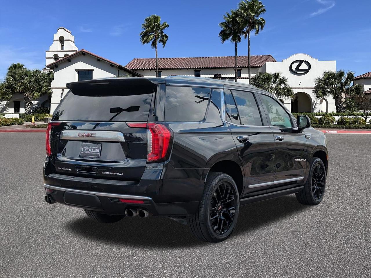 2023 GMC Yukon Denali