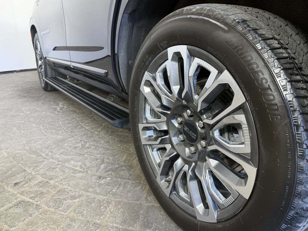 2023 GMC Yukon Denali Ultimate 4x4 Maumee OH