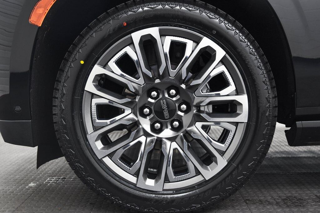 2023 GMC Yukon Denali Ultimate AKRON OH