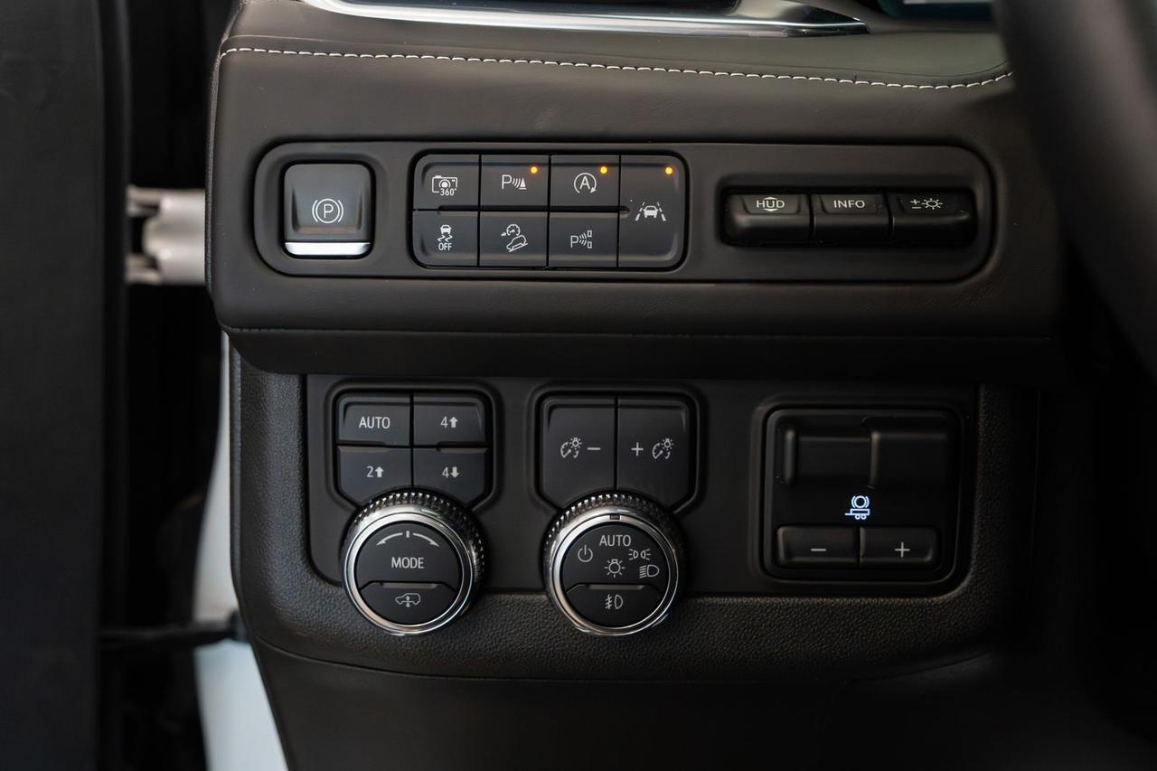 2023 GMC Yukon Denali Ultimate Gladstone OR
