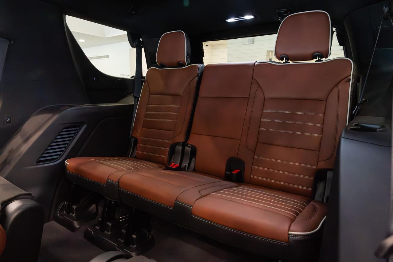 2023 GMC Yukon Denali Ultimate Gladstone OR
