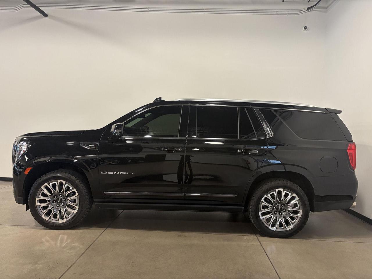 2023 GMC Yukon Denali Ultimate Parker CO