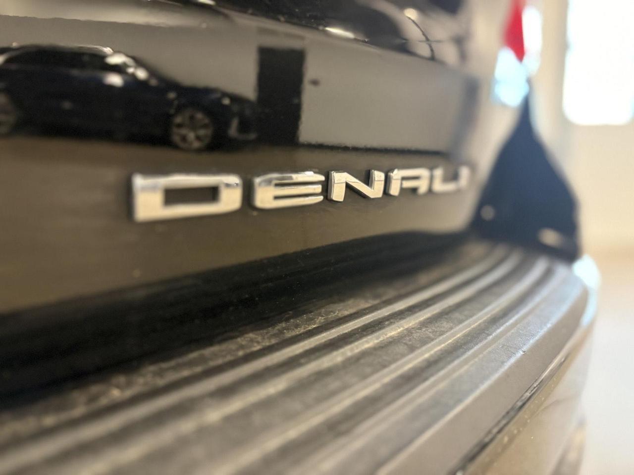 2023 GMC Yukon Denali Ultimate Parker CO