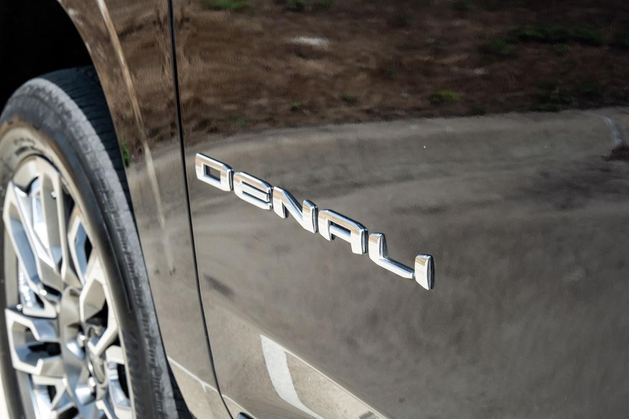 2023 GMC Yukon Denali Ultimate Richardson TX
