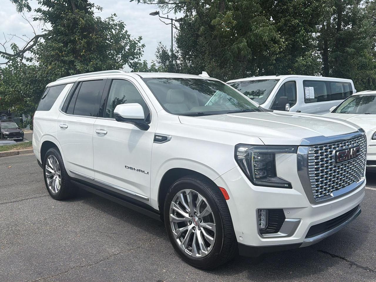 2023 GMC Yukon
