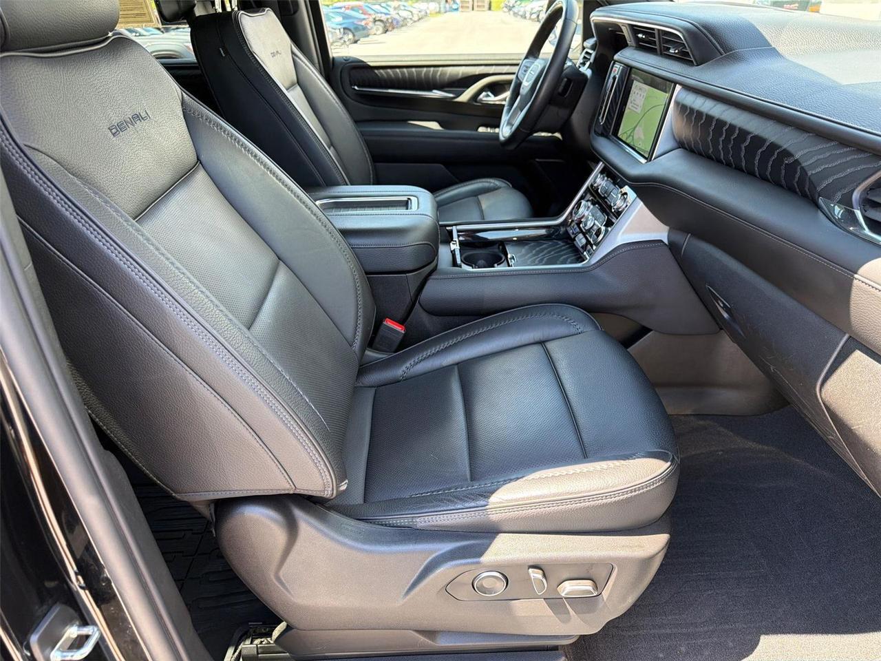 2023 GMC Yukon Denali Hagerstown MD