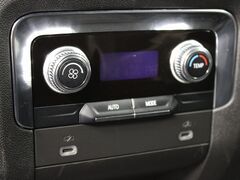 2023 GMC Yukon SLT 4WD 7 Passenger Fond du Lac WI
