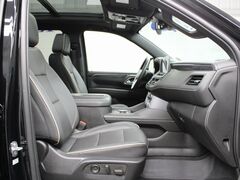 2023 GMC Yukon SLT 4WD 7 Passenger Fond du Lac WI