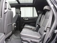 2023 GMC Yukon SLT 4WD 7 Passenger Fond du Lac WI