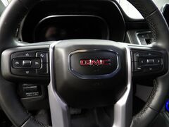 2023 GMC Yukon SLT 4WD 8 Passenger Fond du Lac WI