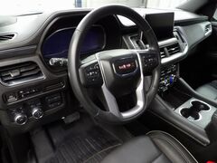 2023 GMC Yukon SLT 4WD 8 Passenger Fond du Lac WI