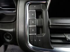 2023 GMC Yukon SLT 4WD 8 Passenger Fond du Lac WI