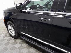 2023 GMC Yukon SLT 4WD 8 Passenger Fond du Lac WI
