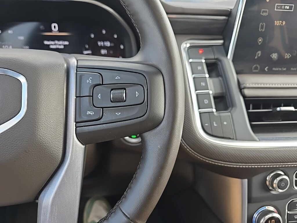 2023 GMC Yukon SLT 4WD 8 Passenger Minocqua WI