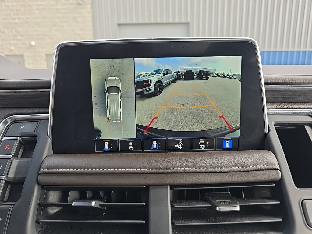 2023 GMC Yukon SLT 4WD 8 Passenger Minocqua WI