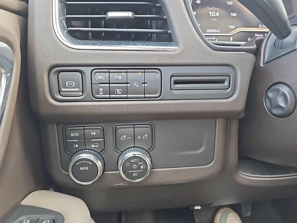 2023 GMC Yukon SLT 4WD 8 Passenger Minocqua WI