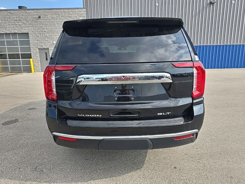 2023 GMC Yukon SLT 4WD 8 Passenger Minocqua WI