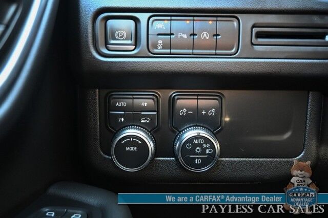 2023 GMC Yukon SLT / 4X4 / Auto Start / Heated & Cooled Leather Seats / Bose Speakers / Lane Depart & Blind Spot / Forward Collision Alert / 3rd Row / Seats 7 / Apple CarPlay & Android Auto / Back Up Camera / Tow Pkg / 1-Owner Anchorage AK
