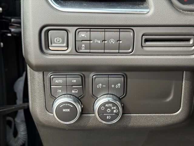 2023 GMC Yukon SLT Crestwood KY