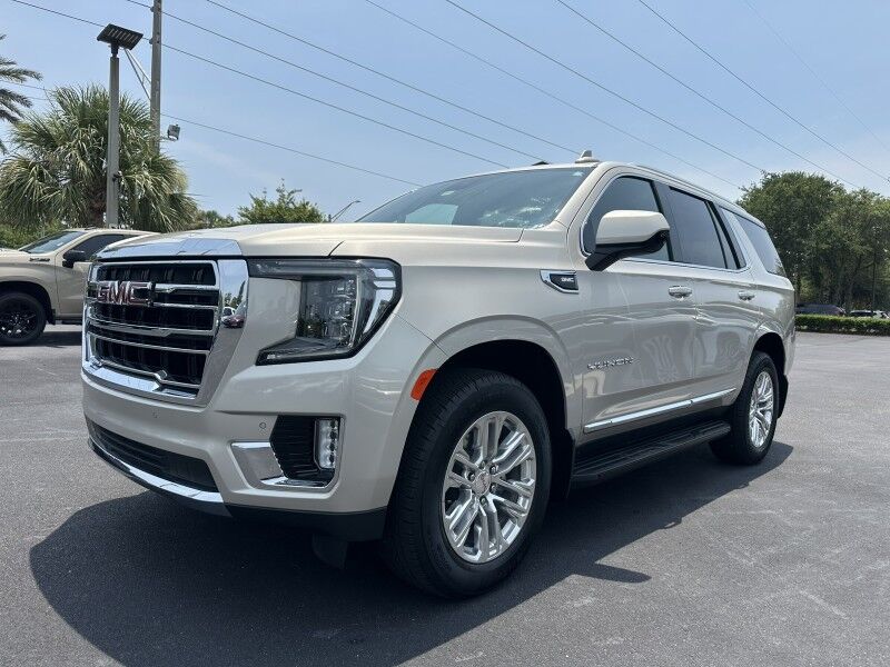 2023 GMC Yukon SLT
