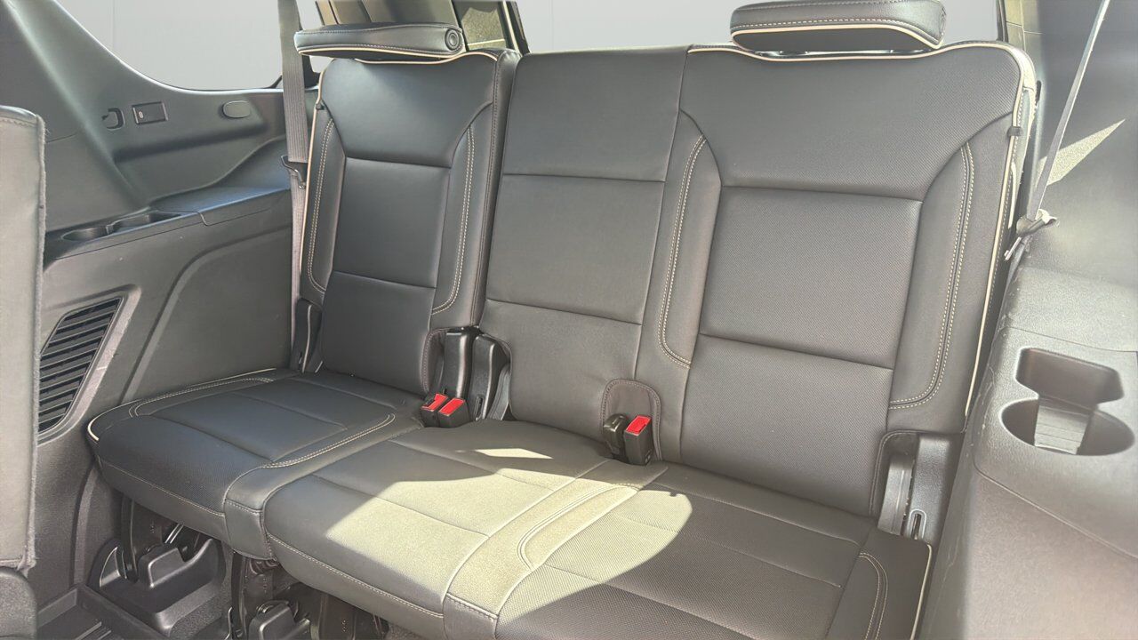 2023 GMC Yukon SLT Sherwood Park AB
