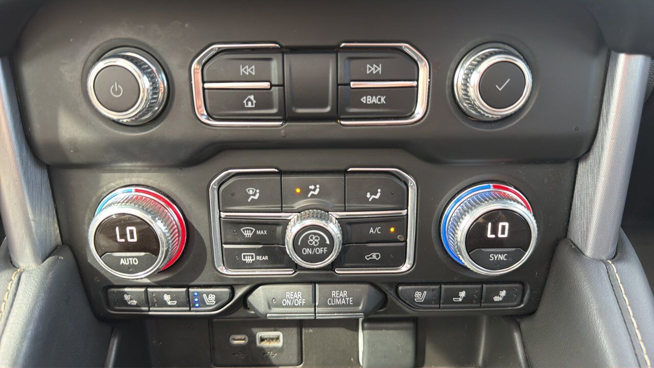2023 GMC Yukon SLT Sherwood Park AB
