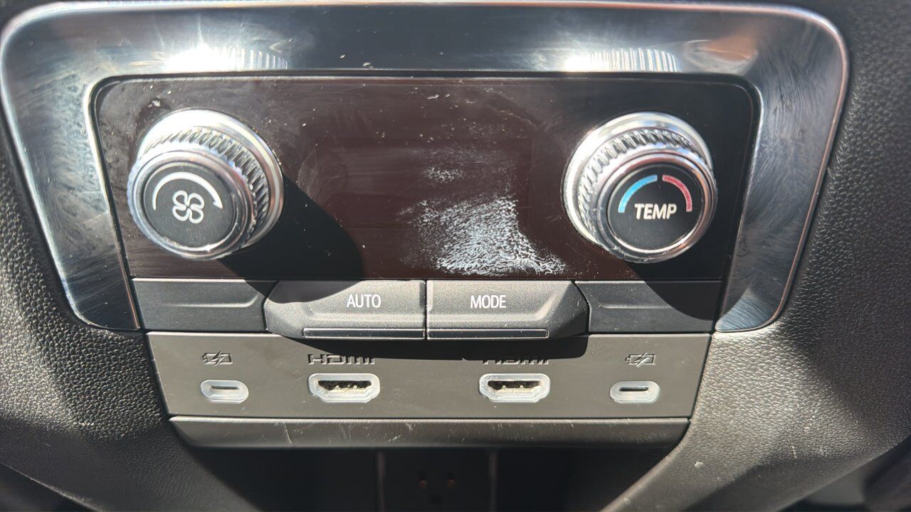 2023 GMC Yukon SLT Sherwood Park AB