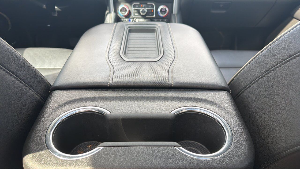 2023 GMC Yukon SLT Sherwood Park AB