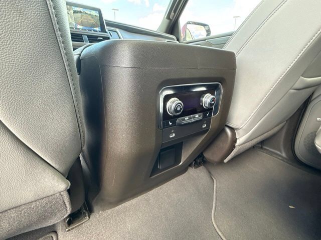 2023 GMC Yukon SLT Carbondale IL