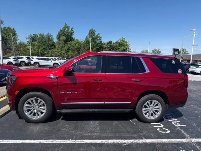 2023 GMC Yukon SLT