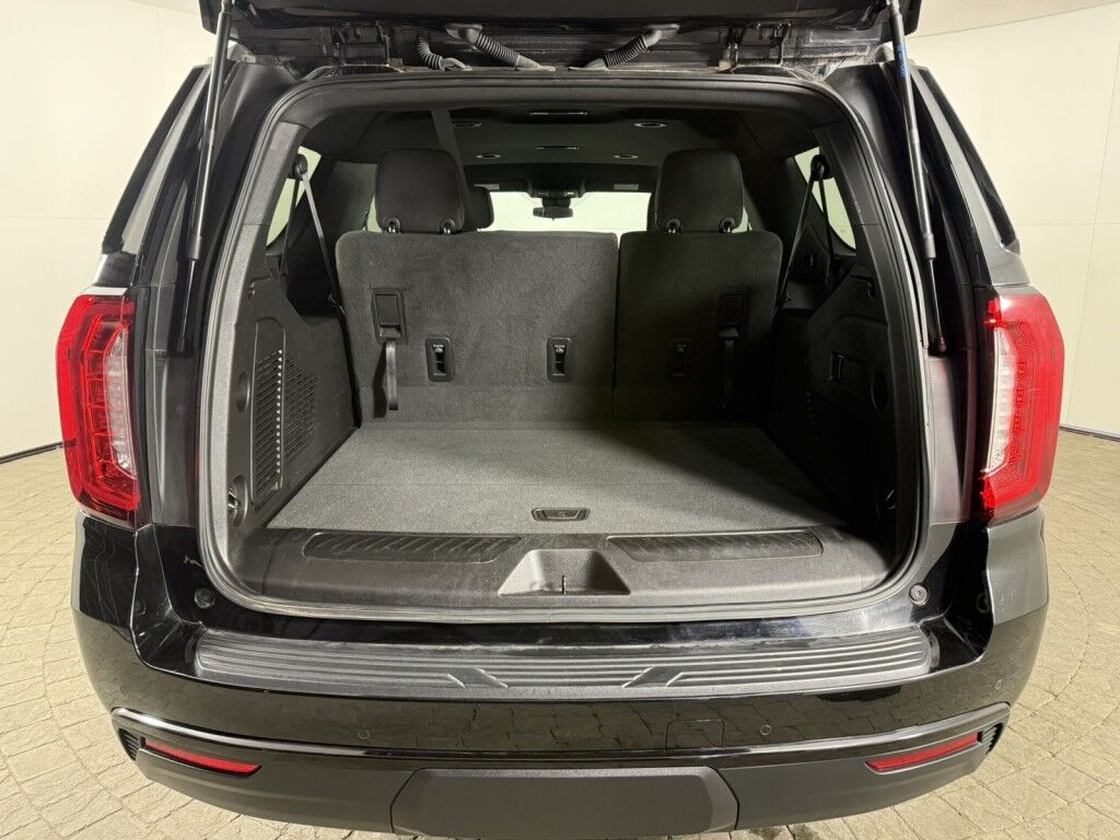 2023 GMC Yukon XL 4WD 4dr SLE Maumee OH