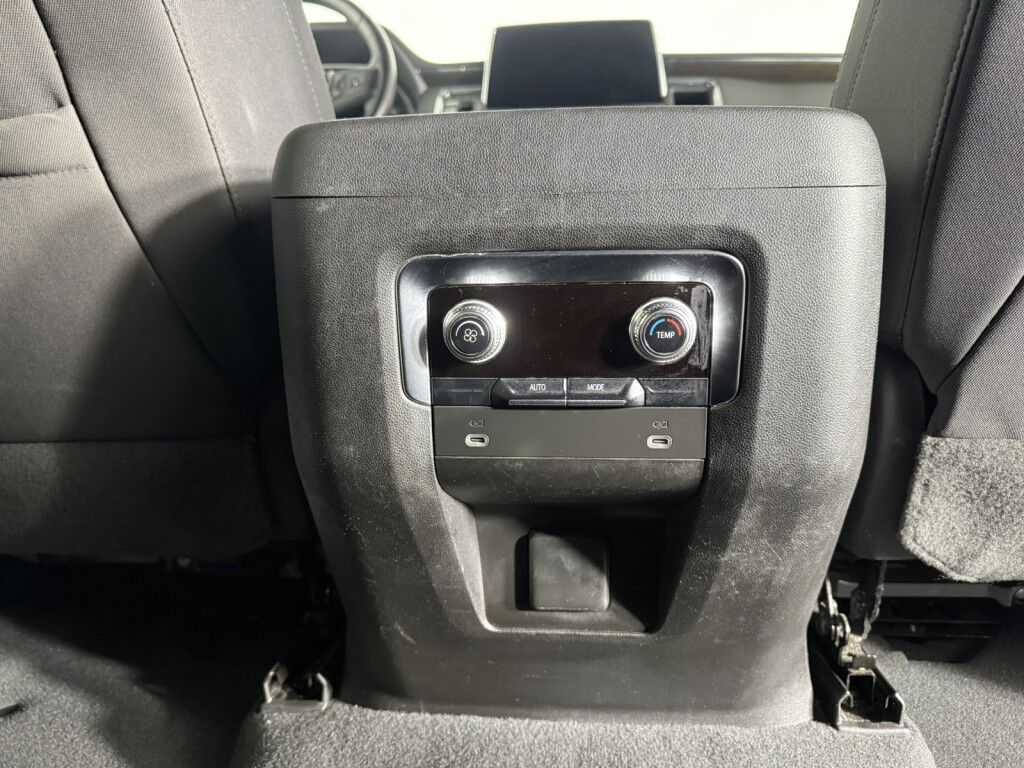 2023 GMC Yukon XL 4WD 4dr SLE Maumee OH