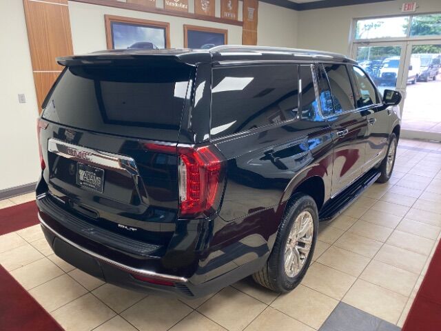 2023 GMC Yukon XL 4WD SLT