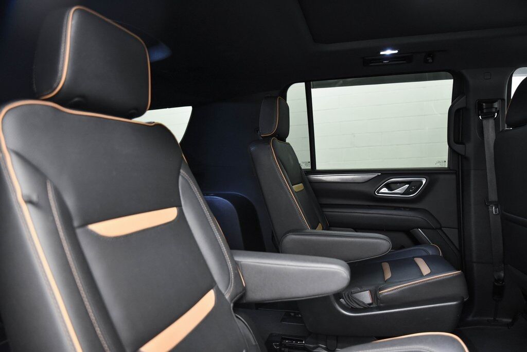 2023 GMC Yukon XL AT4 Akron