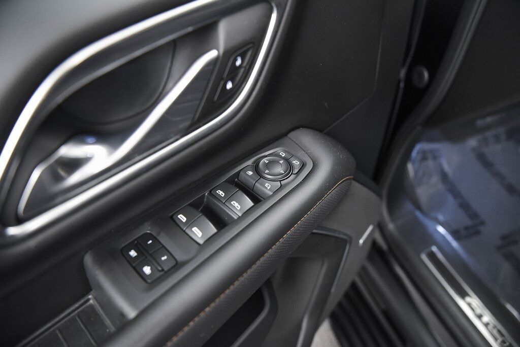 2023 GMC Yukon XL AT4 Akron