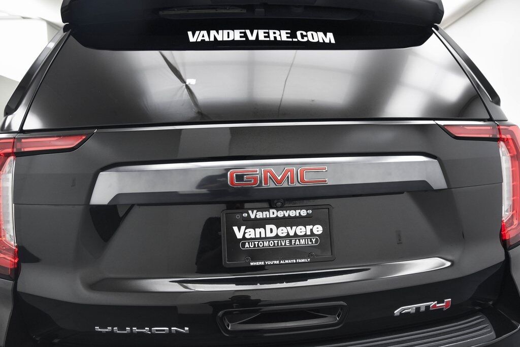 2023 GMC Yukon XL AT4 Akron