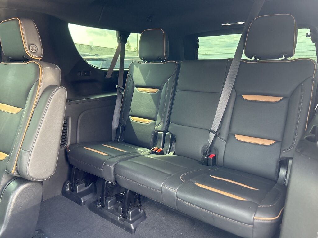 2023 GMC Yukon XL AT4 Akron