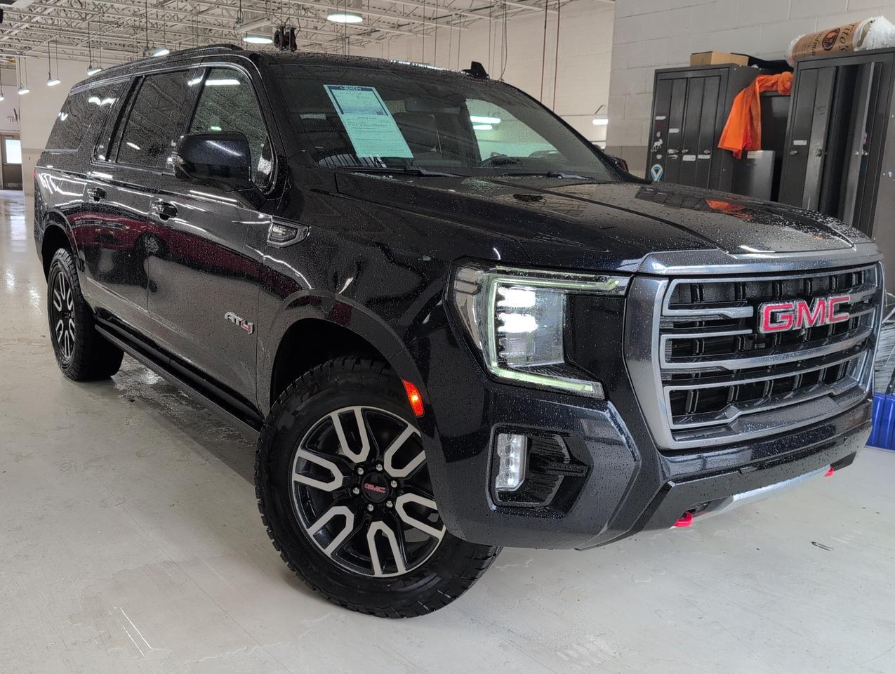 2023 GMC Yukon XL