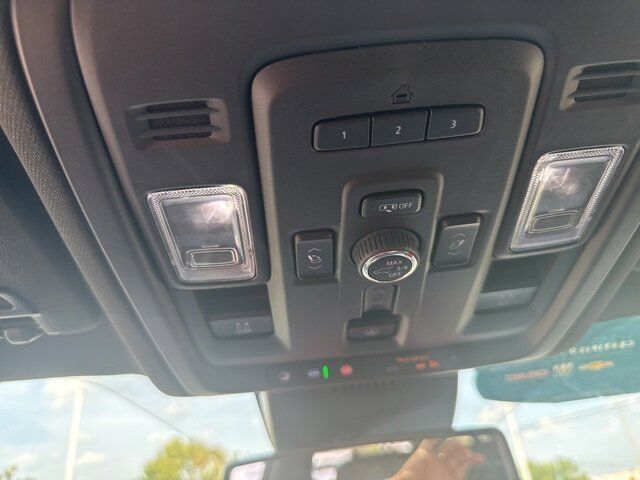 2023 GMC Yukon XL AT4 Carbondale IL