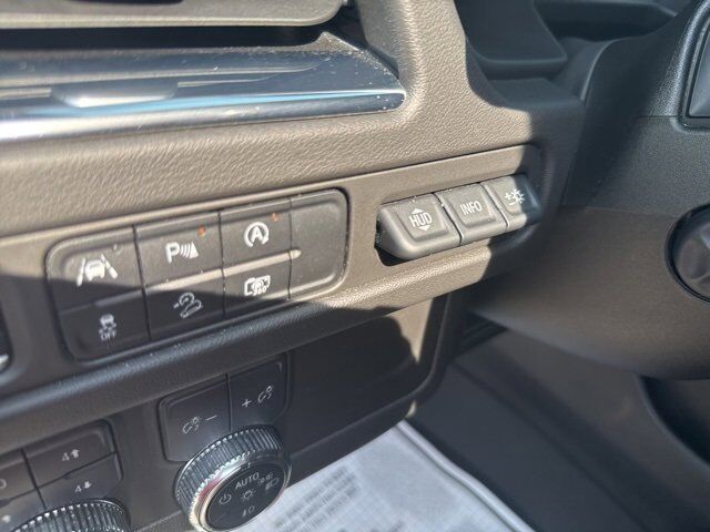 2023 GMC Yukon XL AT4 Carbondale IL