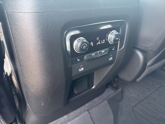 2023 GMC Yukon XL AT4 Carbondale IL