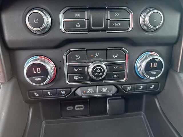 2023 GMC Yukon XL AT4 Carbondale IL